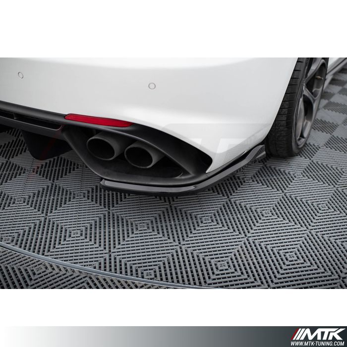 Lames latérales arrière Maxton Alfa Romeo Giulia Quadrifoglio Berline 2016>